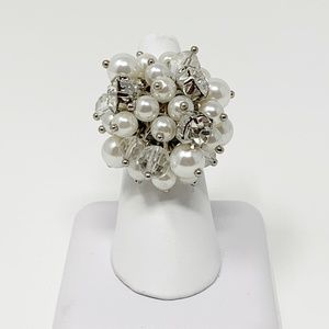 Pearl Bead Rhinestone Stretch Ring NWOT